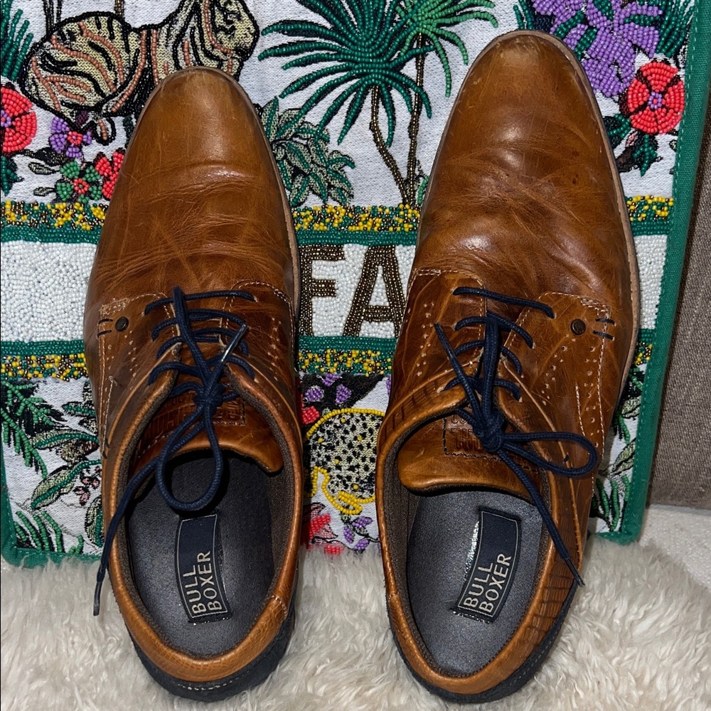 BullBoxer Shoes - Picture 7 of 12